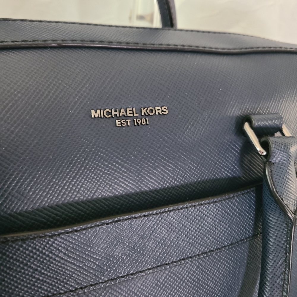 UNISEX Michael Kors Men’s Cooper Briefcase/Laptop Bag in Navy Saffiano Leather - Picture 2 of 11
